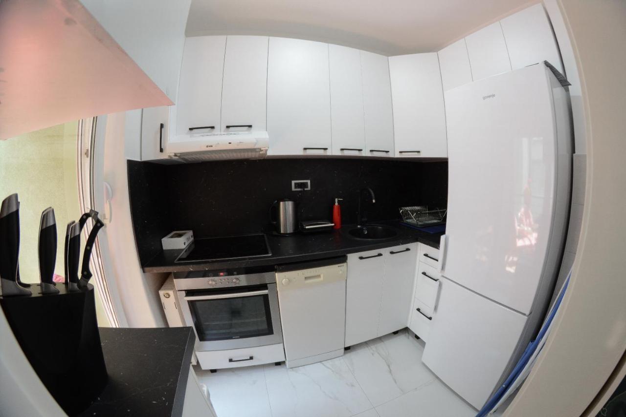 Apartment Dobraya Blue Novi Sad Buitenkant foto