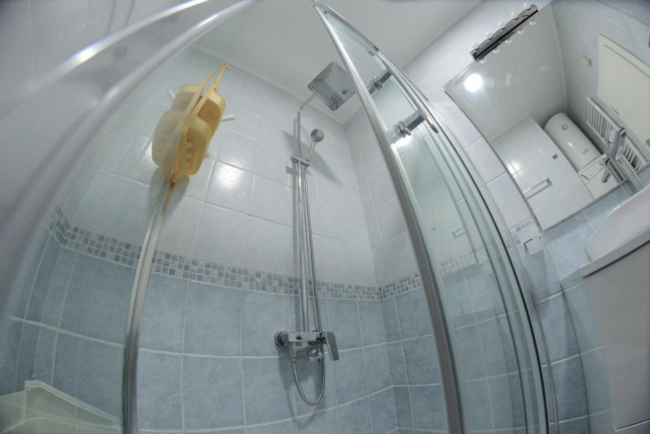 Apartment Dobraya Blue Novi Sad Buitenkant foto